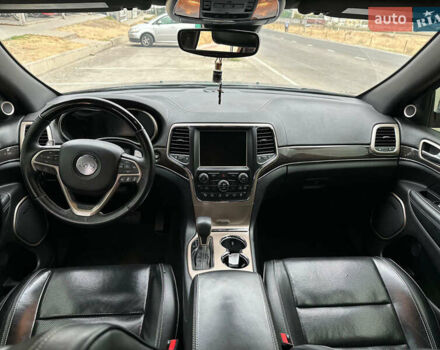 Чорний Джип Grand Cherokee, об'ємом двигуна 5.65 л та пробігом 250 тис. км за 19000 $, фото 9 на Automoto.ua