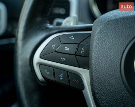 Джип Гранд Чероки 2016 в Черновцах на Automoto.ua Черный Джип Гранд Чероки, объемом двигателя 2.99 л и пробегом 89 тыс. км за 33500 $, фото 24 на Automoto.ua