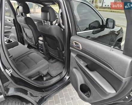 Черный Джип Гранд Чероки, объемом двигателя 3.6 л и пробегом 121 тыс. км за 19200 $, фото 12 на Automoto.ua