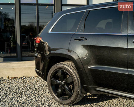 Джип Гранд Чероки 2016 в Черновцах на Automoto.ua Черный Джип Гранд Чероки, объемом двигателя 2.99 л и пробегом 89 тыс. км за 33500 $, фото 8 на Automoto.ua