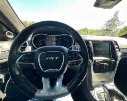 Черный Джип Гранд Чероки, объемом двигателя 6.4 л и пробегом 77 тыс. км за 1000 $, фото 6 на Automoto.ua