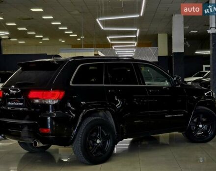 Джип Гранд Чероки 2016 в Николаеве на Automoto.ua Черный Джип Гранд Чероки, объемом двигателя 3.6 л и пробегом 194 тыс. км за 18899 $, фото 4 на Automoto.ua