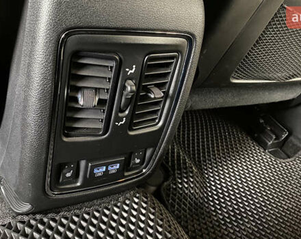 Чорний Джип Grand Cherokee, об'ємом двигуна 2.99 л та пробігом 148 тис. км за 26500 $, фото 33 на Automoto.ua