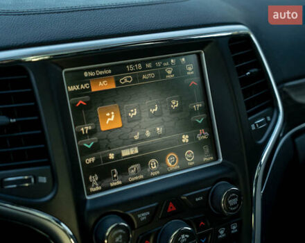 Джип Гранд Чероки 2016 в Черновцах на Automoto.ua Черный Джип Гранд Чероки, объемом двигателя 2.99 л и пробегом 89 тыс. км за 33500 $, фото 27 на Automoto.ua