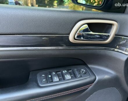 Черный Джип Гранд Чероки, объемом двигателя 3.2 л и пробегом 130 тыс. км за 23440 $, фото 10 на Automoto.ua