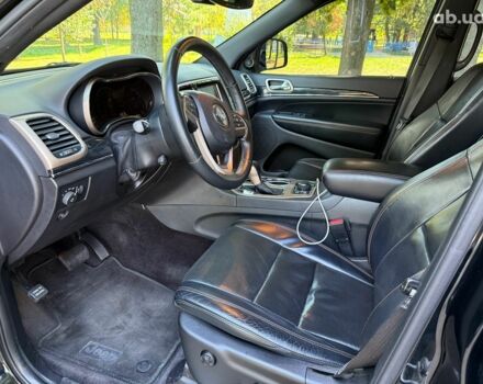 Черный Джип Гранд Чероки, объемом двигателя 3.2 л и пробегом 130 тыс. км за 23440 $, фото 11 на Automoto.ua