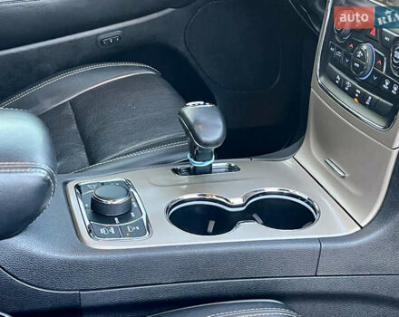 Черный Джип Гранд Чероки, объемом двигателя 2.99 л и пробегом 235 тыс. км за 23999 $, фото 81 на Automoto.ua