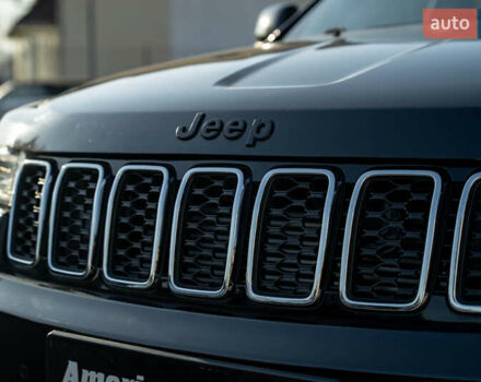 Джип Гранд Чероки 2016 в Черновцах на Automoto.ua Черный Джип Гранд Чероки, объемом двигателя 2.99 л и пробегом 89 тыс. км за 33500 $, фото 13 на Automoto.ua