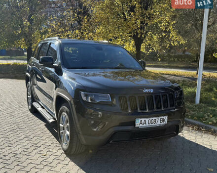 Джип Гранд Чероки 2016 в Киеве на Automoto.ua Черный Джип Гранд Чероки, объемом двигателя 3.6 л и пробегом 139 тыс. км за 23000 $, фото 20 на Automoto.ua