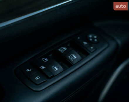 Джип Гранд Чероки 2016 в Черновцах на Automoto.ua Черный Джип Гранд Чероки, объемом двигателя 2.99 л и пробегом 89 тыс. км за 33500 $, фото 18 на Automoto.ua