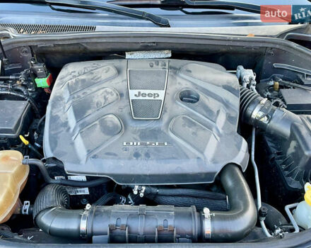 Черный Джип Гранд Чероки, объемом двигателя 2.99 л и пробегом 235 тыс. км за 23999 $, фото 85 на Automoto.ua