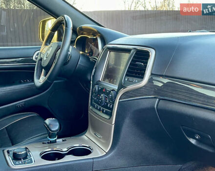 Черный Джип Гранд Чероки, объемом двигателя 2.99 л и пробегом 235 тыс. км за 23999 $, фото 82 на Automoto.ua