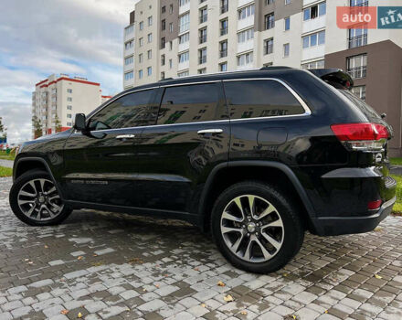 Джип Гранд Чероки 2017 в Виннице на Automoto.ua Черный Джип Гранд Чероки, объемом двигателя 3.6 л и пробегом 128 тыс. км за 34000 $, фото 3 на Automoto.ua