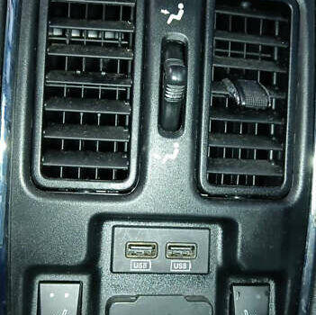 Черный Джип Гранд Чероки, объемом двигателя 3.6 л и пробегом 103 тыс. км за 31500 $, фото 8 на Automoto.ua