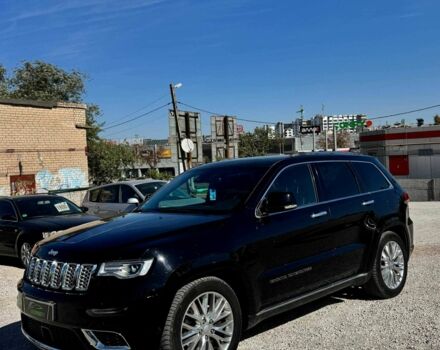 Джип Гранд Чероки 2017 в Кривом Роге на Automoto.ua Черный Джип Гранд Чероки, объемом двигателя 3 л и пробегом 119 тыс. км за 32999 $, фото 5 на Automoto.ua