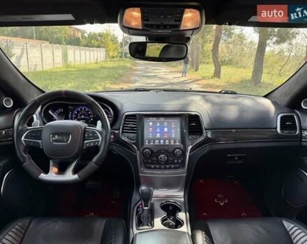 Чорний Джип Grand Cherokee, об'ємом двигуна 6.4 л та пробігом 131 тис. км за 34999 $, фото 31 на Automoto.ua