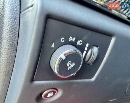 Чорний Джип Grand Cherokee, об'ємом двигуна 6.4 л та пробігом 131 тис. км за 34999 $, фото 28 на Automoto.ua