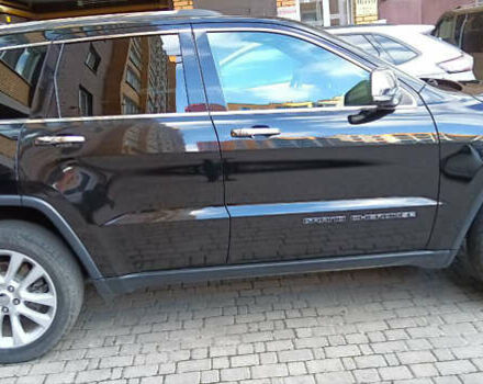 Черный Джип Гранд Чероки, объемом двигателя 3.6 л и пробегом 103 тыс. км за 31500 $, фото 1 на Automoto.ua