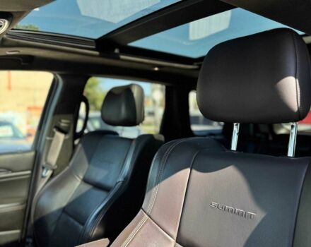 Джип Гранд Чероки 2017 в Кривом Роге на Automoto.ua Черный Джип Гранд Чероки, объемом двигателя 3 л и пробегом 119 тыс. км за 32999 $, фото 15 на Automoto.ua