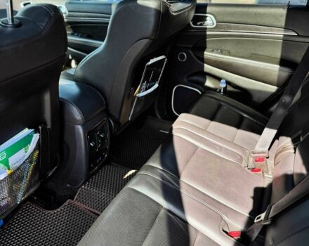 Джип Гранд Чероки 2017 в Кривом Роге на Automoto.ua Черный Джип Гранд Чероки, объемом двигателя 3 л и пробегом 119 тыс. км за 32999 $, фото 14 на Automoto.ua