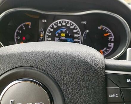 Чорний Джип Grand Cherokee, об'ємом двигуна 2.99 л та пробігом 195 тис. км за 26000 $, фото 14 на Automoto.ua
