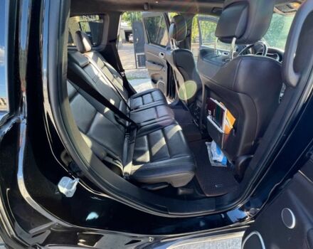 Чорний Джип Grand Cherokee, об'ємом двигуна 3 л та пробігом 117 тис. км за 30000 $, фото 14 на Automoto.ua