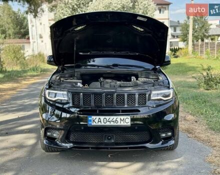 Чорний Джип Grand Cherokee, об'ємом двигуна 6.4 л та пробігом 131 тис. км за 34999 $, фото 9 на Automoto.ua