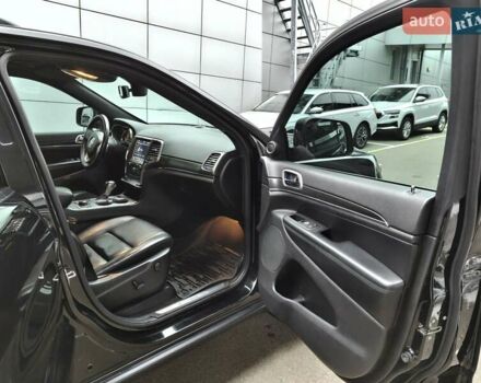 Чорний Джип Grand Cherokee, об'ємом двигуна 2.99 л та пробігом 140 тис. км за 29500 $, фото 18 на Automoto.ua