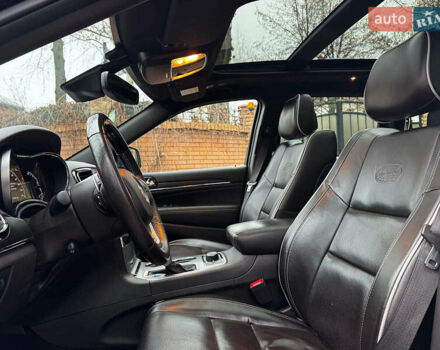Чорний Джип Grand Cherokee, об'ємом двигуна 3 л та пробігом 150 тис. км за 30690 $, фото 28 на Automoto.ua