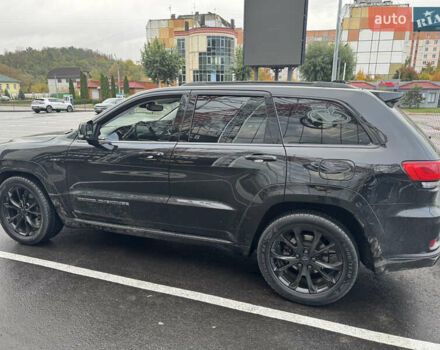 Черный Джип Гранд Чероки, объемом двигателя 5.65 л и пробегом 86 тыс. км за 35000 $, фото 15 на Automoto.ua