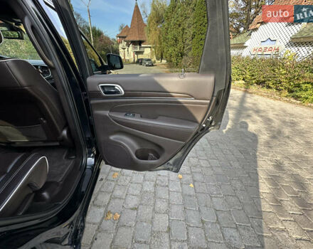 Чорний Джип Grand Cherokee, об'ємом двигуна 2.99 л та пробігом 166 тис. км за 31000 $, фото 21 на Automoto.ua