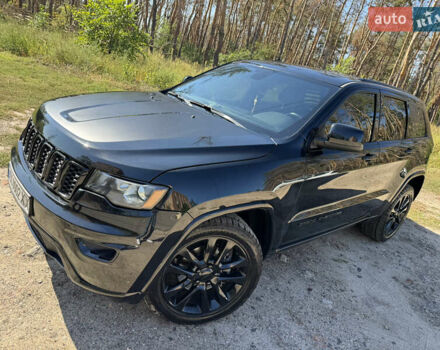 Черный Джип Гранд Чероки, объемом двигателя 3.6 л и пробегом 205 тыс. км за 24000 $, фото 11 на Automoto.ua