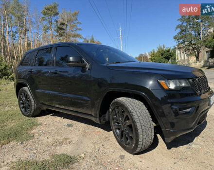 Черный Джип Гранд Чероки, объемом двигателя 3.6 л и пробегом 205 тыс. км за 24000 $, фото 5 на Automoto.ua
