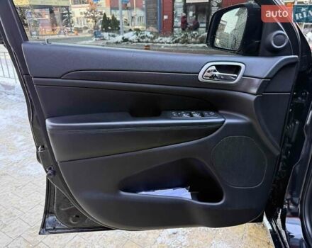 Черный Джип Гранд Чероки, объемом двигателя 3.6 л и пробегом 61 тыс. км за 25900 $, фото 11 на Automoto.ua