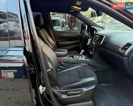 Черный Джип Гранд Чероки, объемом двигателя 3.6 л и пробегом 61 тыс. км за 25900 $, фото 42 на Automoto.ua