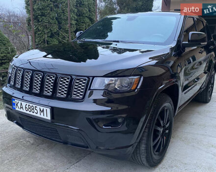 Черный Джип Гранд Чероки, объемом двигателя 3.6 л и пробегом 63 тыс. км за 21800 $, фото 3 на Automoto.ua