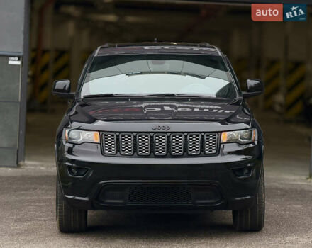 Черный Джип Гранд Чероки, объемом двигателя 3.6 л и пробегом 104 тыс. км за 26000 $, фото 3 на Automoto.ua