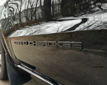 Черный Джип Гранд Чероки, объемом двигателя 3 л и пробегом 150 тыс. км за 30690 $, фото 12 на Automoto.ua