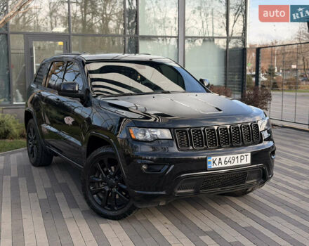 Чорний Джип Grand Cherokee, об'ємом двигуна 3.6 л та пробігом 204 тис. км за 27800 $, фото 2 на Automoto.ua