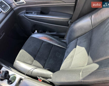 Черный Джип Гранд Чероки, объемом двигателя 3.6 л и пробегом 205 тыс. км за 24000 $, фото 15 на Automoto.ua