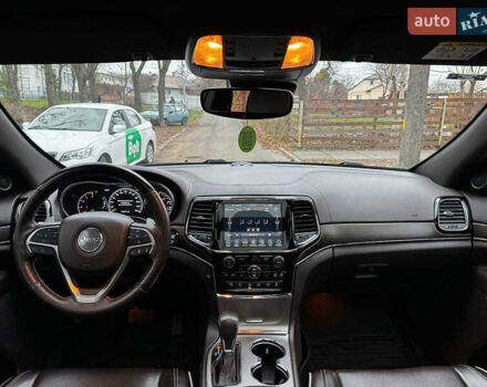 Чорний Джип Grand Cherokee, об'ємом двигуна 3 л та пробігом 150 тис. км за 30690 $, фото 34 на Automoto.ua