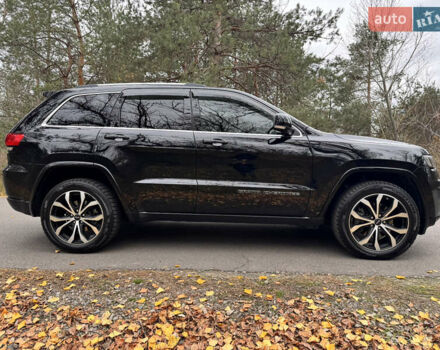 Черный Джип Гранд Чероки, объемом двигателя 2.99 л и пробегом 147 тыс. км за 30000 $, фото 2 на Automoto.ua