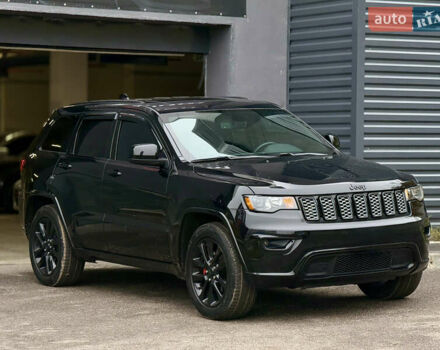 Черный Джип Гранд Чероки, объемом двигателя 3.6 л и пробегом 104 тыс. км за 26000 $, фото 4 на Automoto.ua