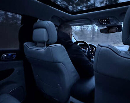 Черный Джип Гранд Чероки, объемом двигателя 5.65 л и пробегом 86 тыс. км за 35000 $, фото 16 на Automoto.ua