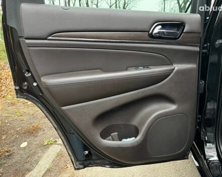 Черный Джип Гранд Чероки, объемом двигателя 3 л и пробегом 150 тыс. км за 30690 $, фото 30 на Automoto.ua