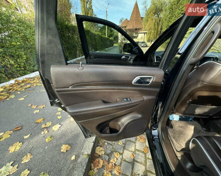 Чорний Джип Grand Cherokee, об'ємом двигуна 2.99 л та пробігом 166 тис. км за 31000 $, фото 23 на Automoto.ua