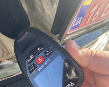 Черный Джип Гранд Чероки, объемом двигателя 3 л и пробегом 97 тыс. км за 27500 $, фото 14 на Automoto.ua