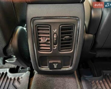 Черный Джип Гранд Чероки, объемом двигателя 3.6 л и пробегом 61 тыс. км за 25900 $, фото 34 на Automoto.ua