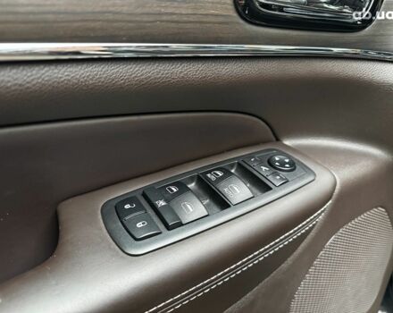 Черный Джип Гранд Чероки, объемом двигателя 3 л и пробегом 150 тыс. км за 30690 $, фото 15 на Automoto.ua