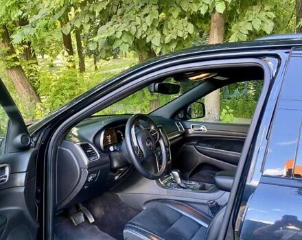 Джип Гранд Чероки 2018 в Киеве на Automoto.ua Черный Джип Гранд Чероки, объемом двигателя 3.6 л и пробегом 126 тыс. км за 24999 $, фото 4 на Automoto.ua